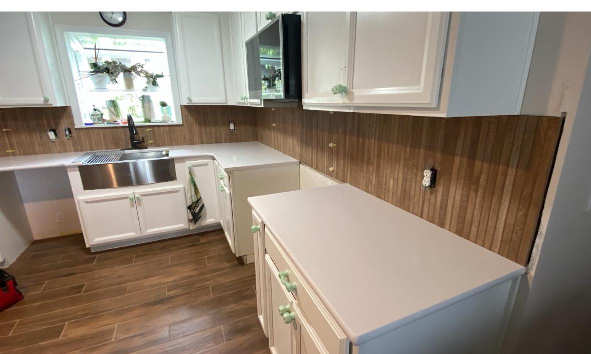 J & J Remodeling LLC Image